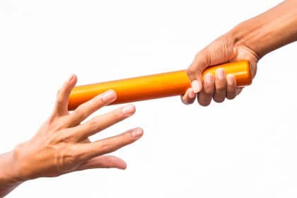 Crediteuren en Inkoop: twee handen op één buik