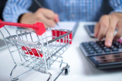 Prijsstrijd supermarkten en leveranciers verhardt